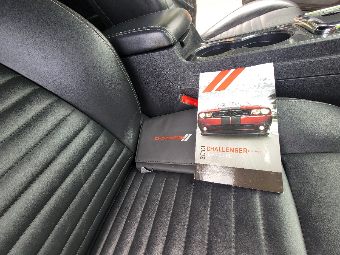 Used 2013 Dodge Challenger SXT RWD image 31