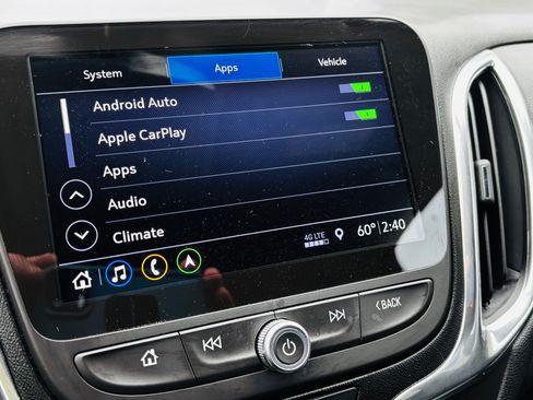 Used 2019 Chevrolet Equinox LT image 4