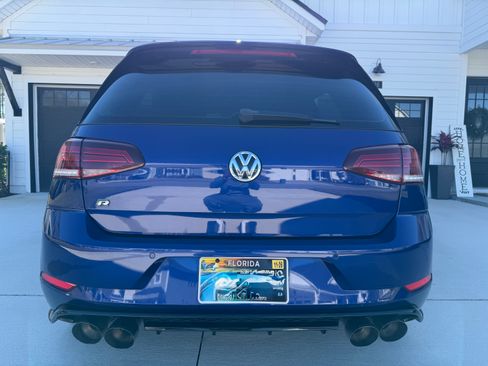 Used 2019 Volkswagen Golf 4-Door image 5