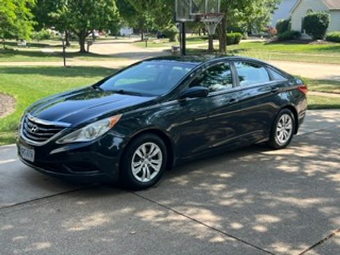 Used 2013 Hyundai Sonata GLS FWD image 1