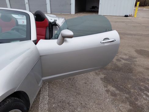 Used 2009 Saturn Sky w/ Premium Trim Package image 15