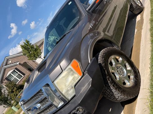 Used 2011 Ford F150 Lariat w/ Lariat Chrome Pkg AWD/4WD image 1