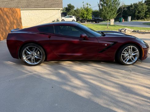 Used 2019 Chevrolet Corvette Stingray Coupe w/ 2LT Preferred Equipment Group RWD image 8