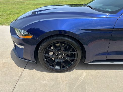 Used 2019 Ford Mustang Premium w/ Ecoboost Performance Package RWD image 14