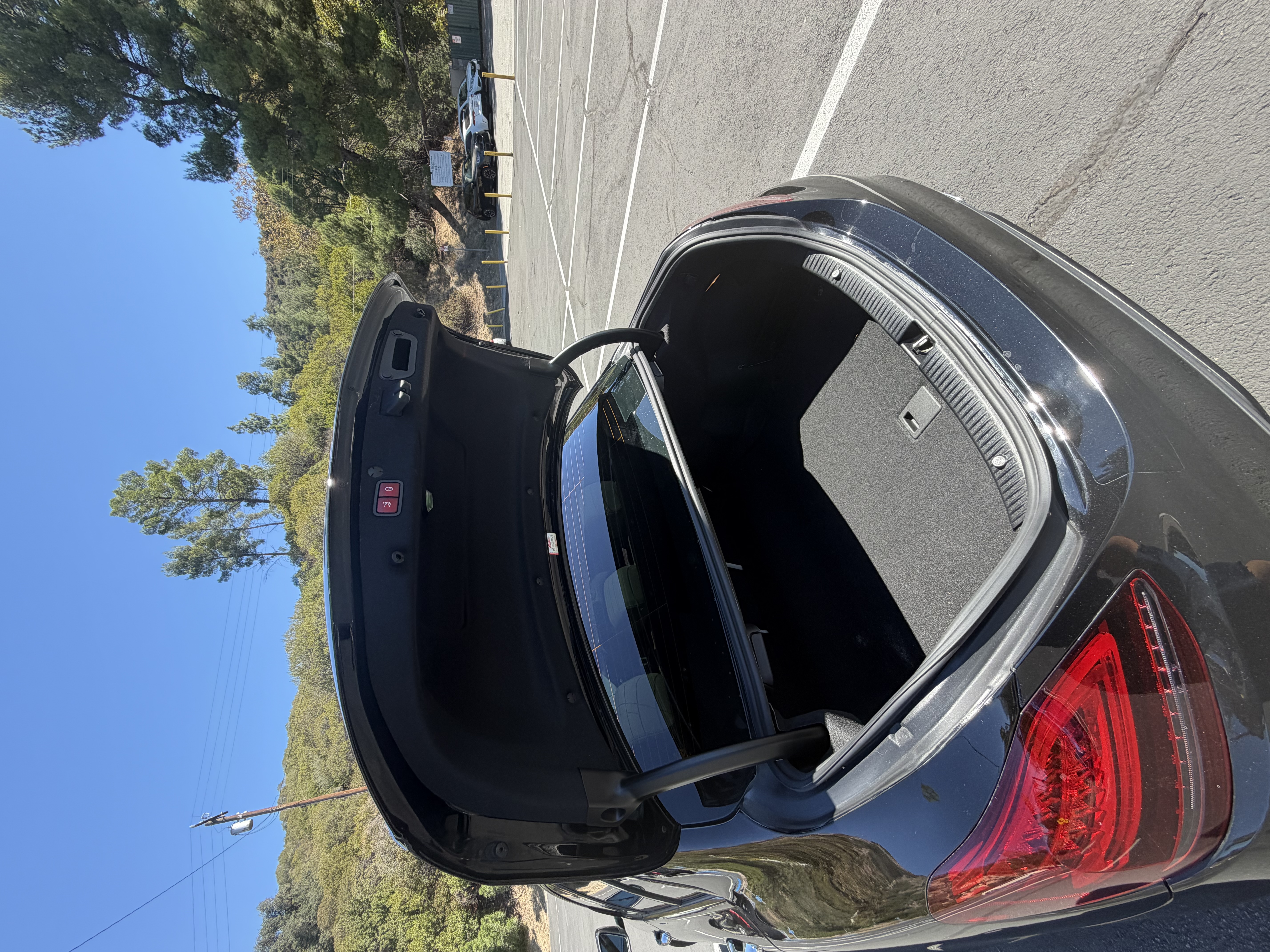 Used 2021 Mercedes-Benz C 300 Sedan image 8