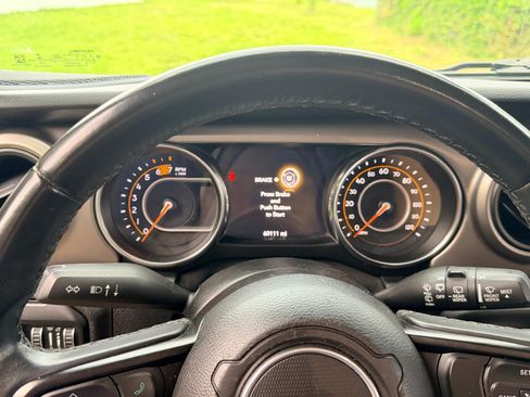 Used 2020 Jeep Wrangler Unlimited Sport S AWD/4WD image 6