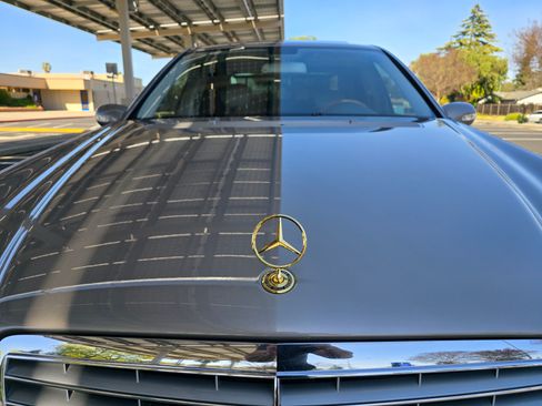 Used 2005 Mercedes-Benz E 500 Sedan image 11