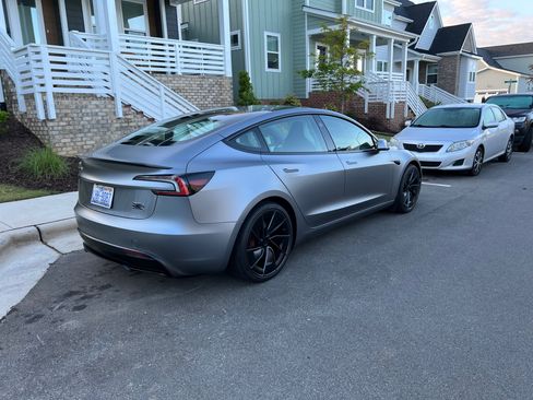 Used 2025 Tesla Model 3 Performance image 5