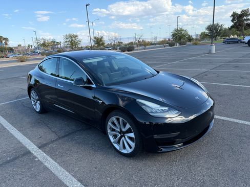 Used 2018 Tesla Model 3 Long Range AWD/4WD image 4