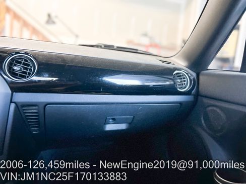 Used 2007 MAZDA MX-5 Miata Touring image 22