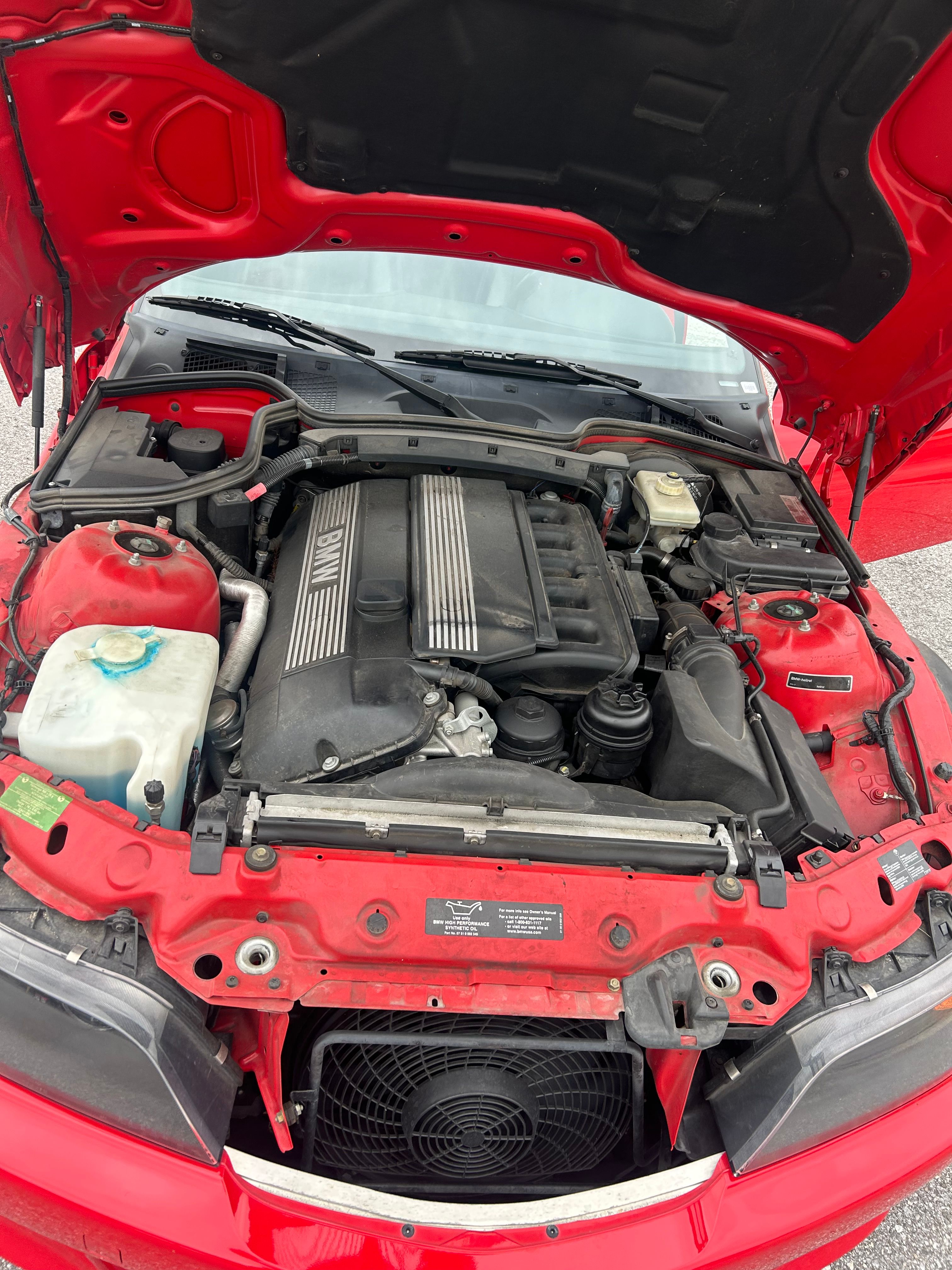 Used 1999 BMW Z3 2.5i RWD image 16