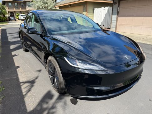 Used 2024 Tesla Model 3 Long Range AWD/4WD image 9