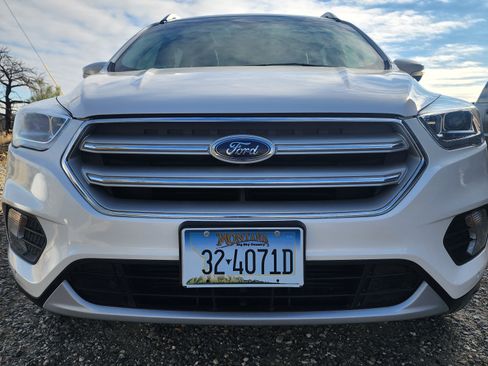 Used 2018 Ford Escape Titanium image 25