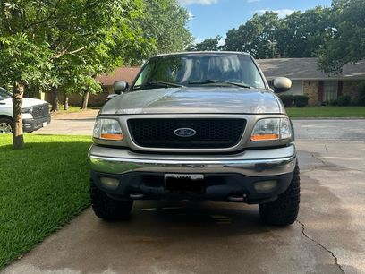Used 2001 Ford F150 Lariat