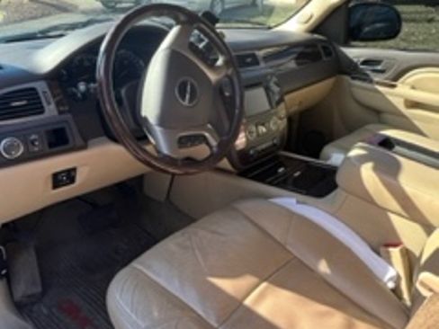 Used 2012 GMC Yukon XL Denali image 6