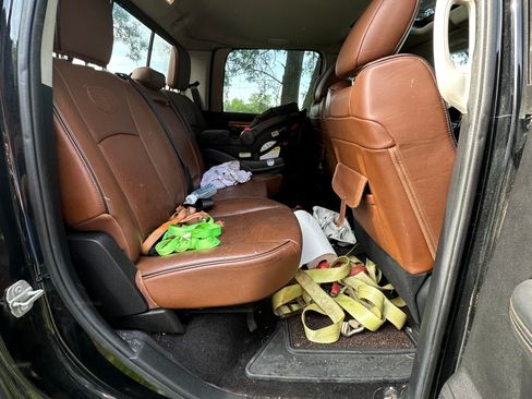 Used 2014 RAM 2500 Longhorn w/ Convenience Group image 5