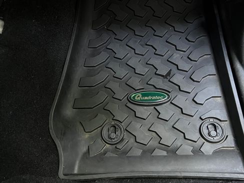 Used 2007 Jeep Wrangler Sahara AWD/4WD image 24