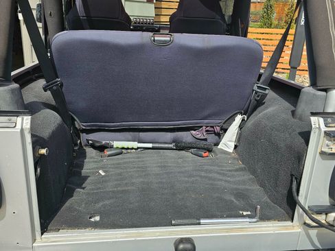 Used 2005 Jeep Wrangler Unlimited image 18