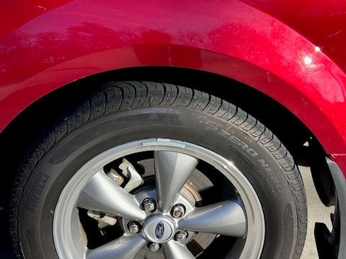 Used 2005 Ford Mustang GT image 15