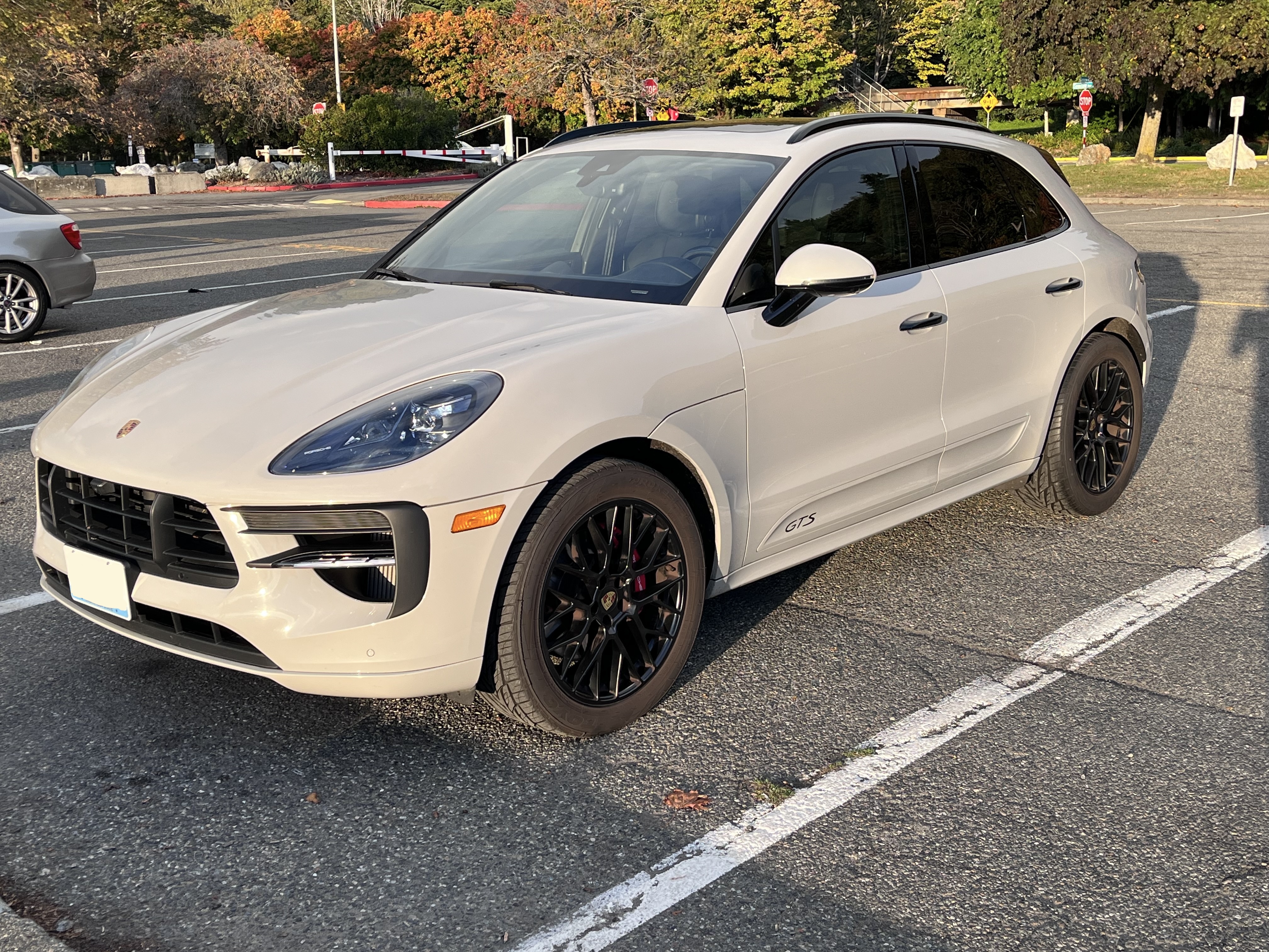 Used 2021 Porsche Macan GTS w/ Premium Package Plus (PF9) AWD/4WD image 5