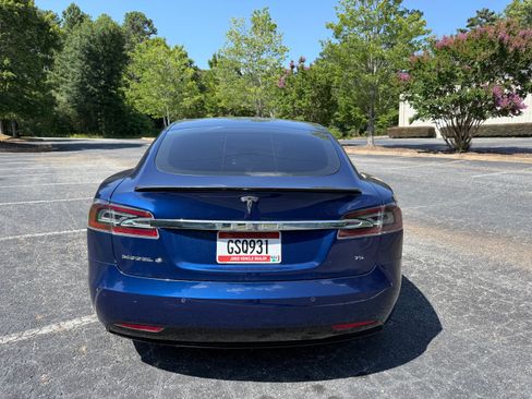 Used 2016 Tesla Model S 70 RWD image 4