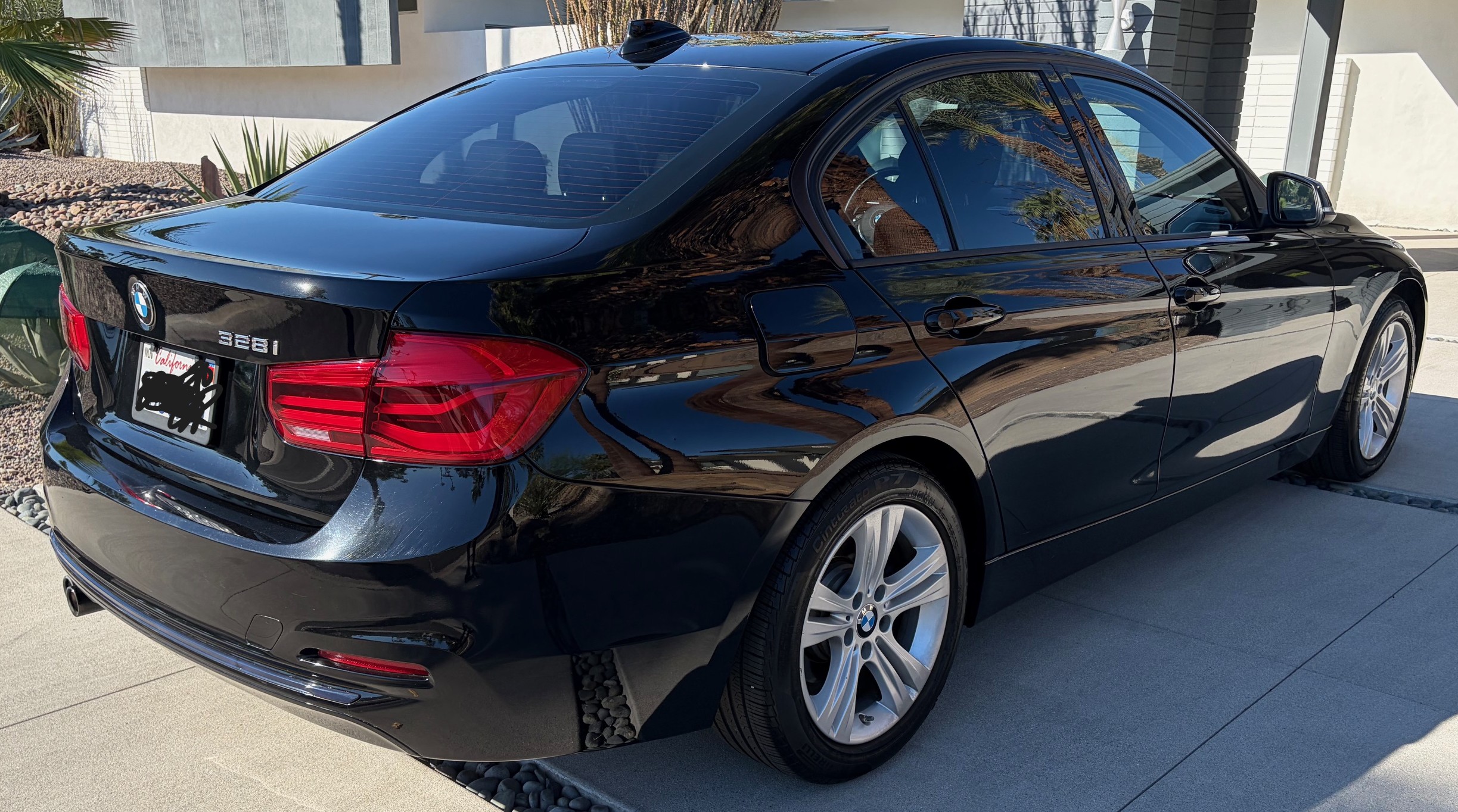Used 2016 BMW 328i Sedan RWD image 6