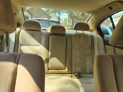 Used 2010 Honda Accord LX image 11