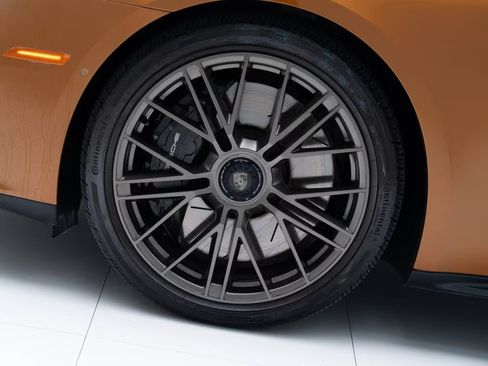 Used 2025 Porsche Panamera Turbo image 14