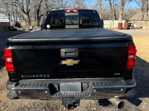 Used 2017 Chevrolet Silverado 2500 LTZ w/ Duramax Plus Package image 5