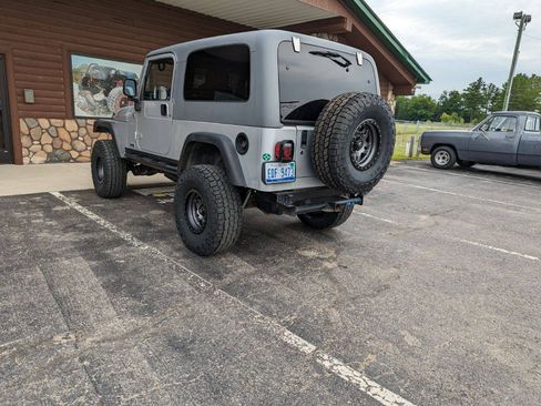 Used 2002 Jeep Wrangler X image 14