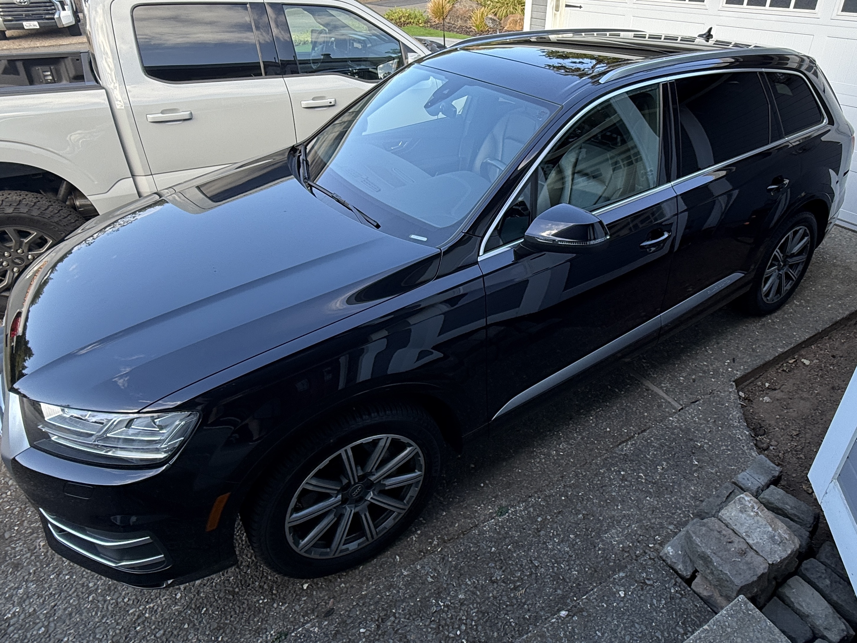 Used 2019 Audi Q7 2.0T Premium Plus w/ Premium Plus Package AWD/4WD image 2