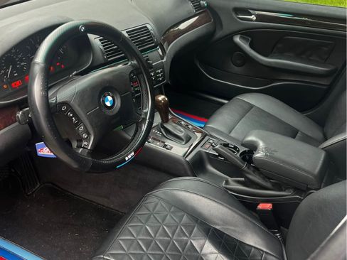 Used 2004 BMW 325i Sedan image 2