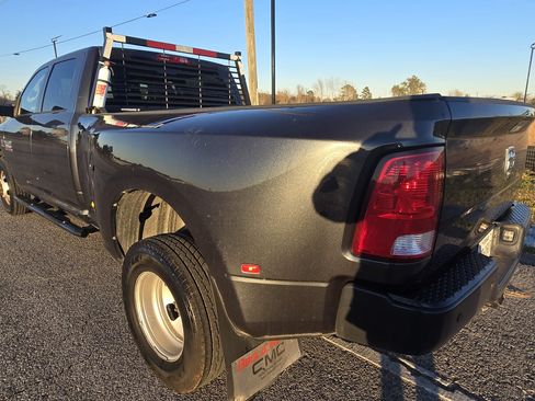 Used 2018 RAM 3500 Tradesman w/ Popular Equipment Group image 10