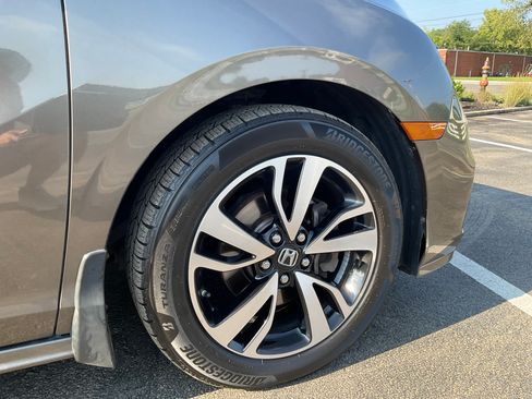 Used 2018 Honda Odyssey Elite image 21