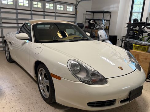 Used 2001 Porsche Boxster S image 9