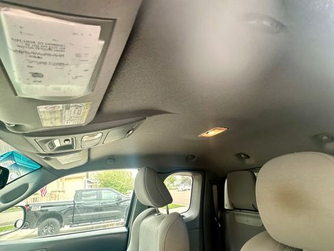 Used 2010 Toyota Tacoma 4x4 Access Cab V6 image 11