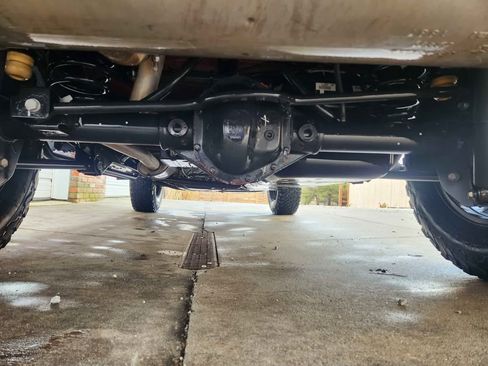 Used 2017 Jeep Wrangler Unlimited Sport image 23