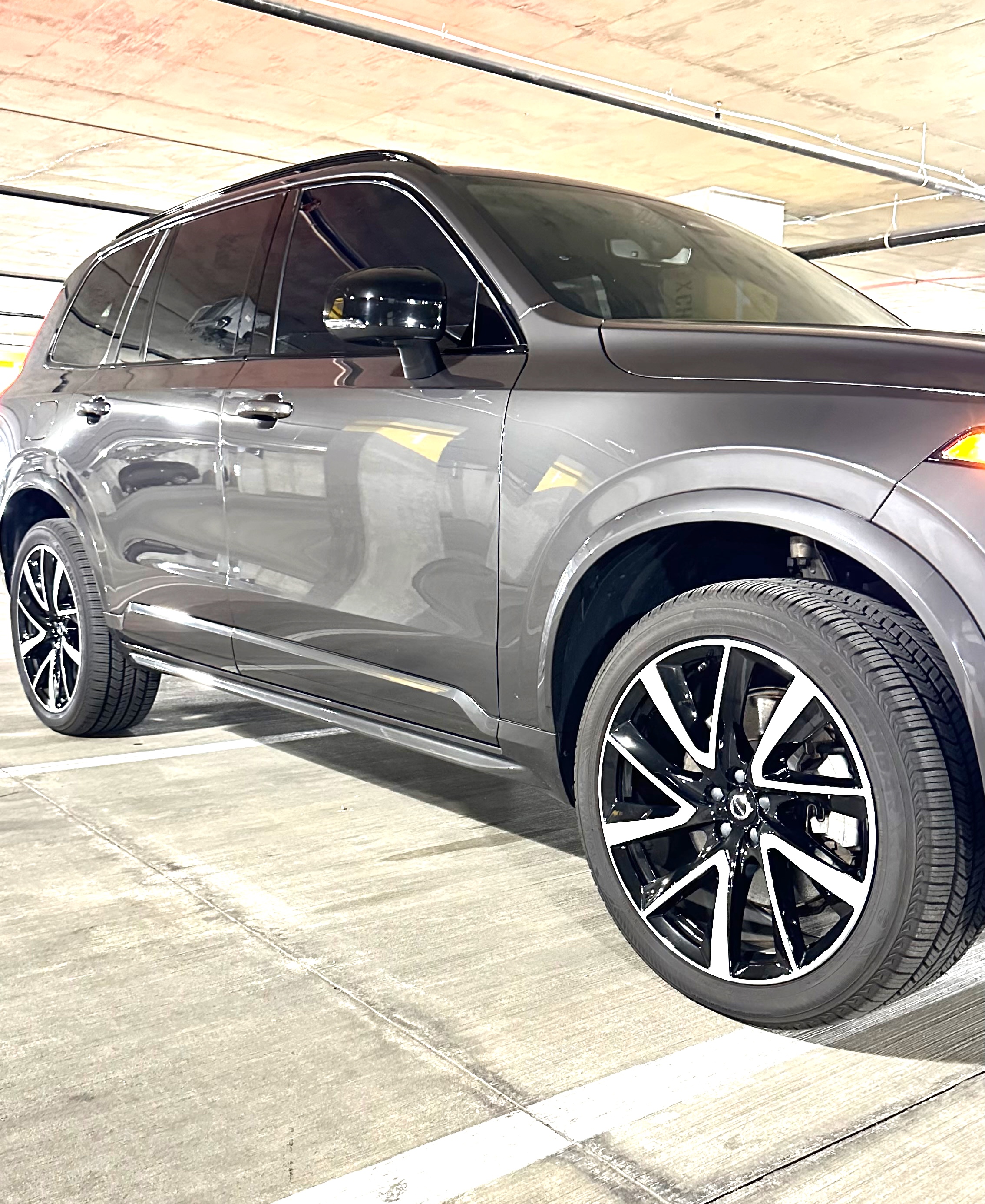 Used 2023 Volvo XC90 T8 Ultimate w/ Protection Package Premier AWD/4WD image 6