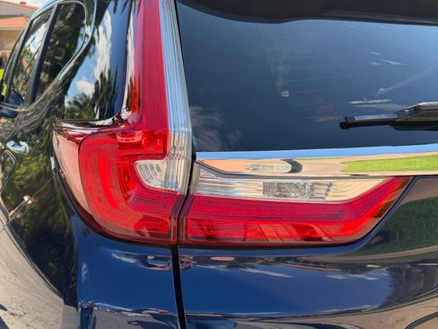 Used 2018 Honda CR-V LX image 14