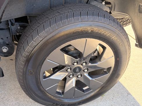 Used 2022 Ford F150 Lightning Lariat w/ Equipment Group 511A High image 5