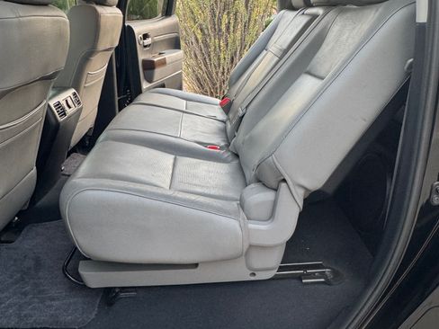 Used 2012 Toyota Tundra Limited w/ Platinum Pkg AWD/4WD image 16