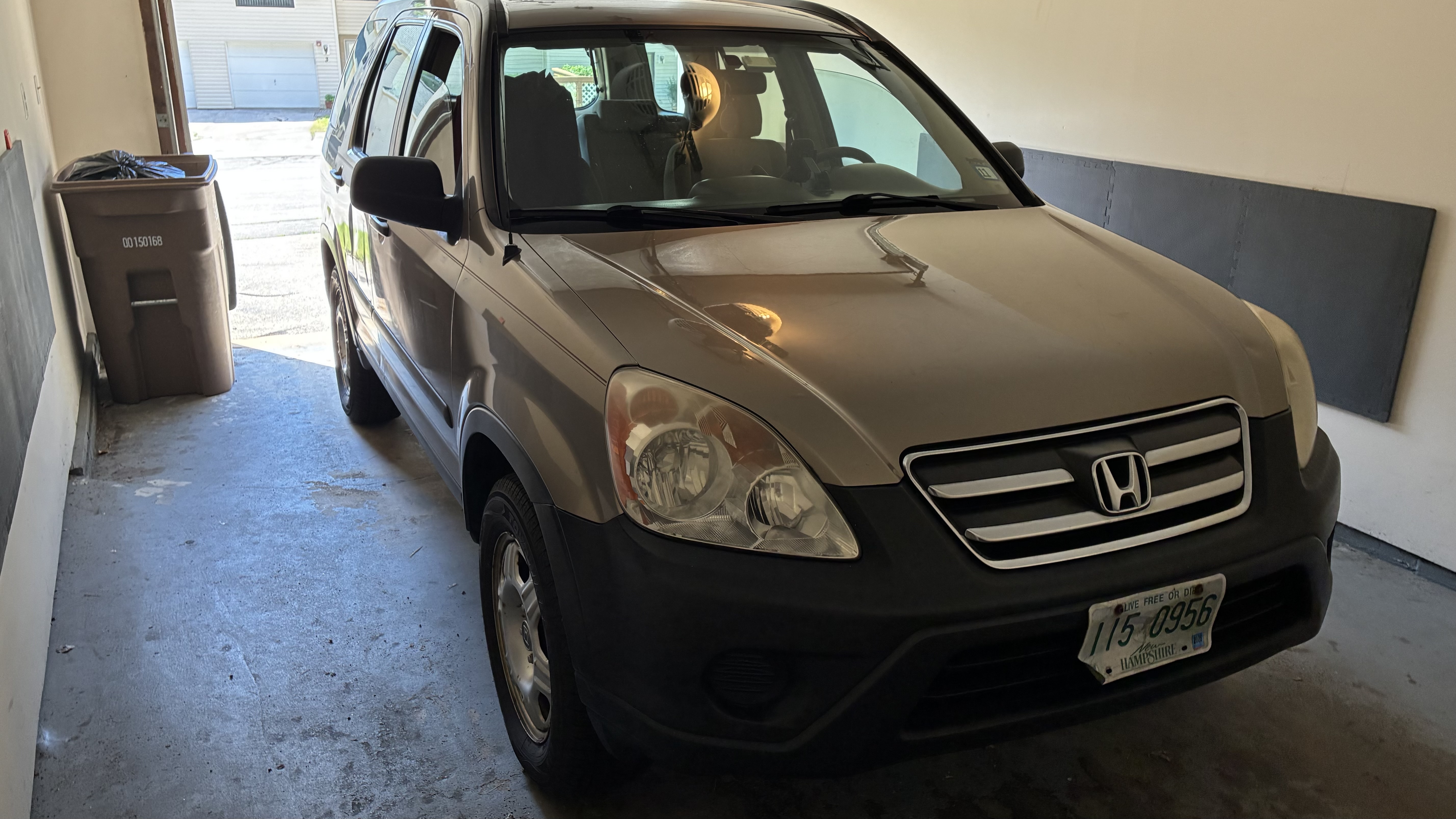 Used 2005 Honda CR-V LX image 6