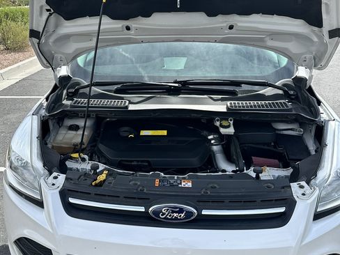 Used 2015 Ford Escape SE w/ Equipment Group 201A FWD image 24