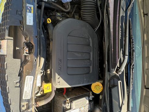 Used 2019 Dodge Grand Caravan SE w/ UConnect Hands-Free Group FWD image 14