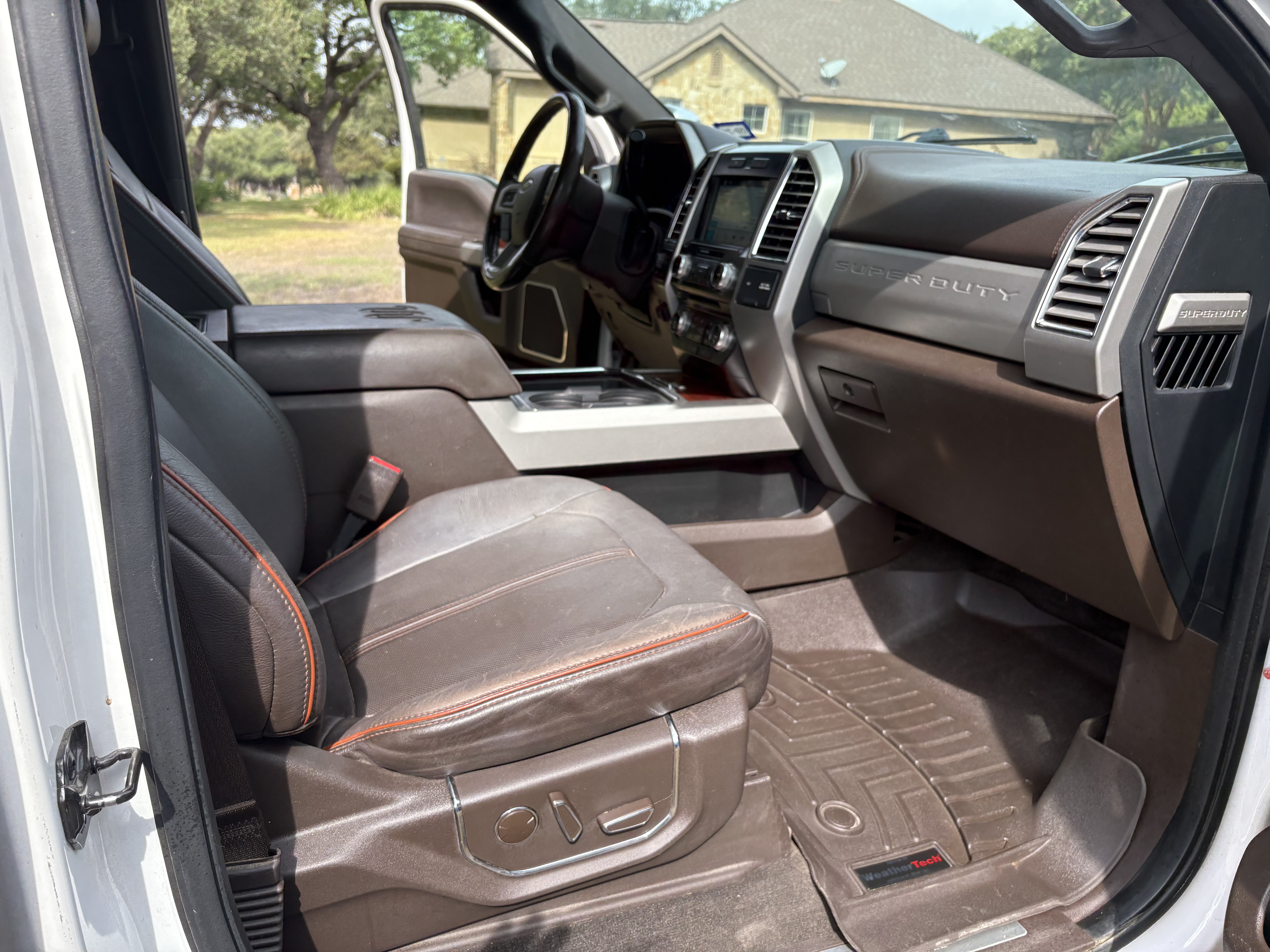 Used 2017 Ford F250 King Ranch w/ Chrome Package AWD/4WD image 2