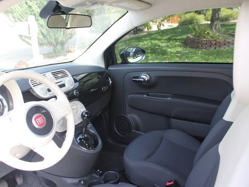 Used 2015 FIAT 500 Pop image 15