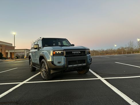 Used 2025 Toyota Land Cruiser w/ Premium Package image 5