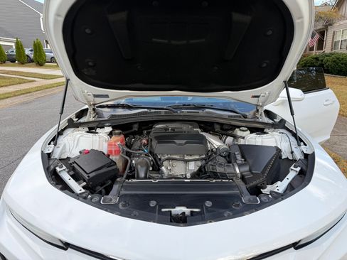 Used 2017 Chevrolet Camaro LT image 11