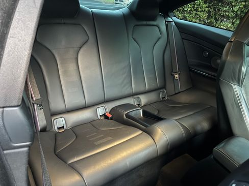 Used 2018 BMW M4 Coupe 2D image 19