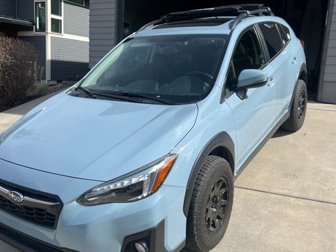 Used 2018 Subaru Crosstrek 2.0i Limited image 2